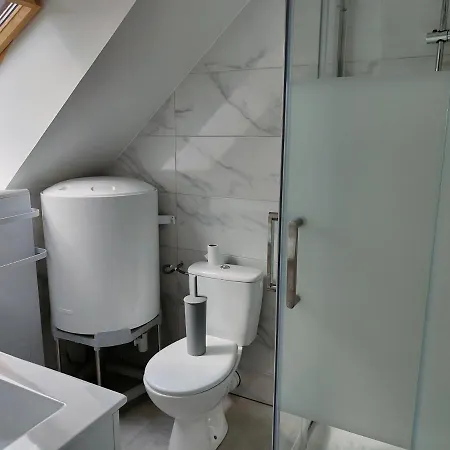 Les Lofts De Provins: 6 بروفين